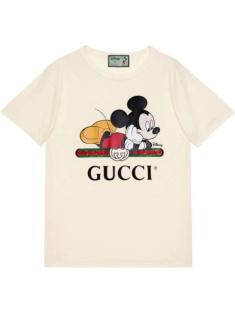 t shirt gucci con disegno walt disney parallele|gucci mickey mouse collection.